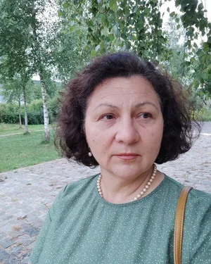 Дефектолог, стаж 10 років